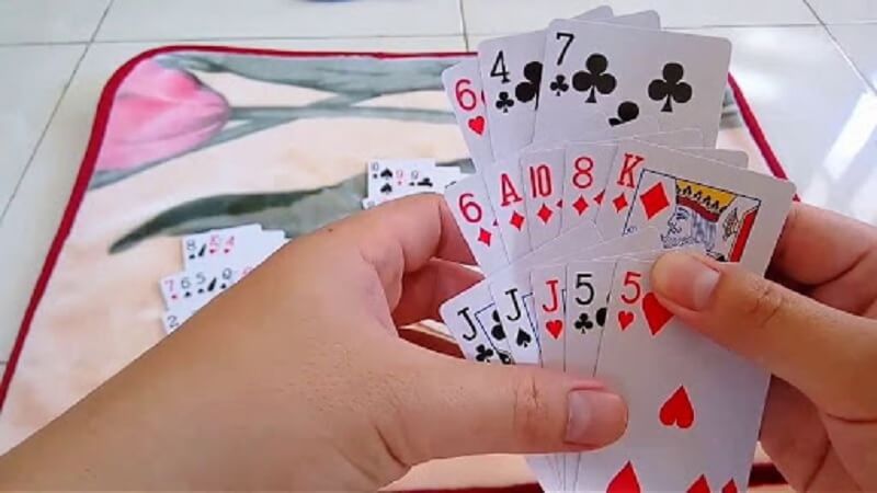 Cách Xếp Bài Mậu Binh Không Bị Lủng: Mẹo Binh Xập Xám Dành Cho Người Mới